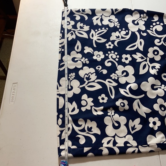 DONATED Tommy Hilfiger pencil skirt - Picture 8 of 10